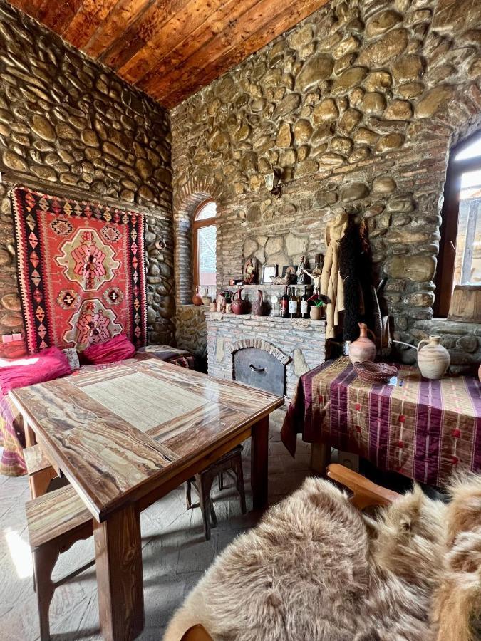 Lali * Sighnaghi