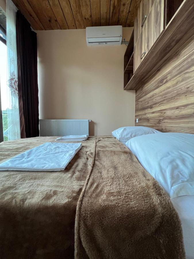 Lali Hostel *